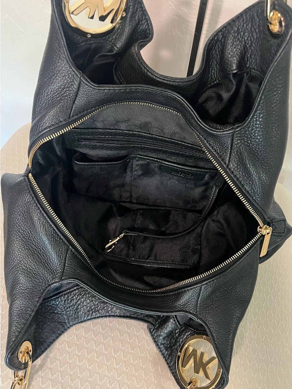 Michael Kors Black Pebbled Leather Fulton Hobo Shoulder Bag with Gold Hardware